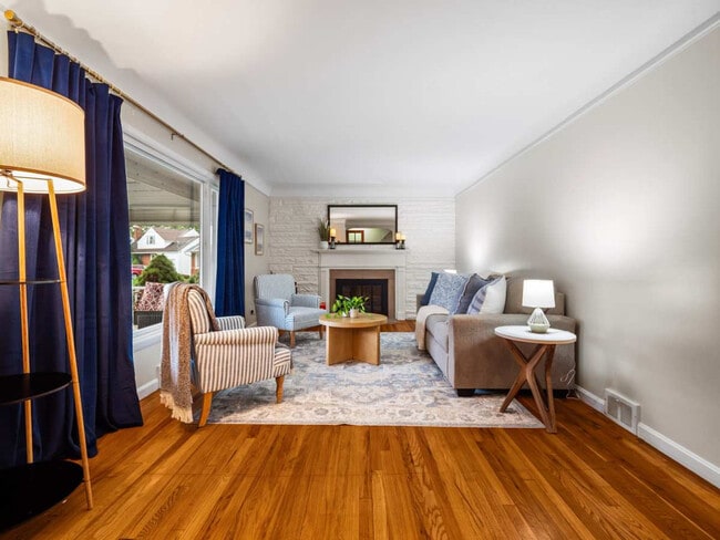 Photo - 386 Walworth Ave Unidad SI ID1496104P