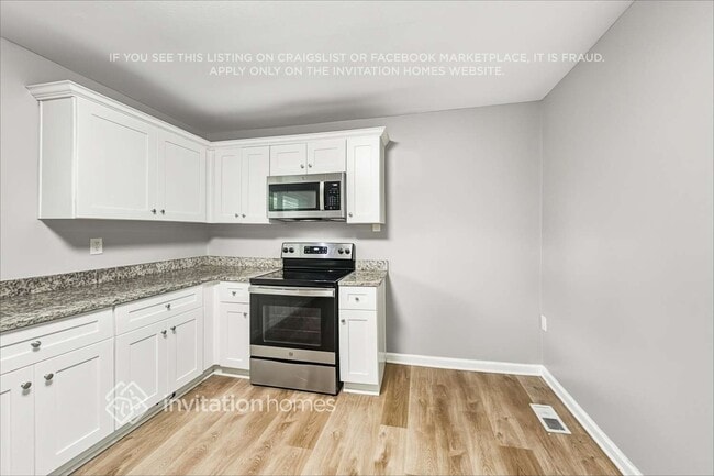 Photo - 8490 Meadowbrook Dr