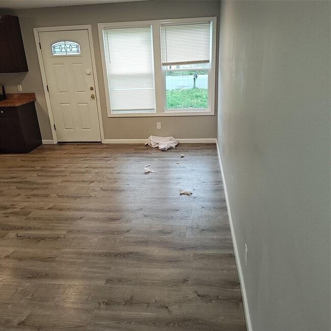 Photo - 520 Bourdois Ave