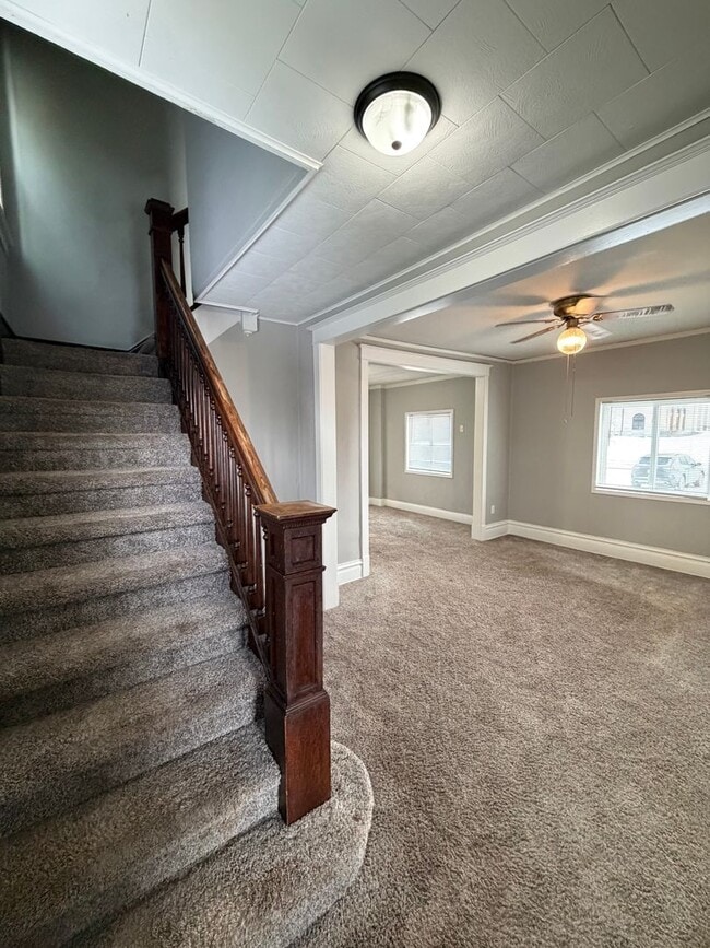 Building Photo - AVAILABLE February - 3 Bedroom, 1 Bath in Superior - Just Listed!