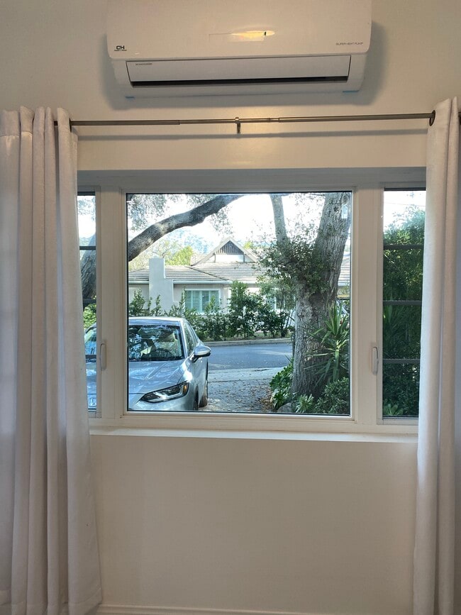 Photo - 1516 Hillside Dr