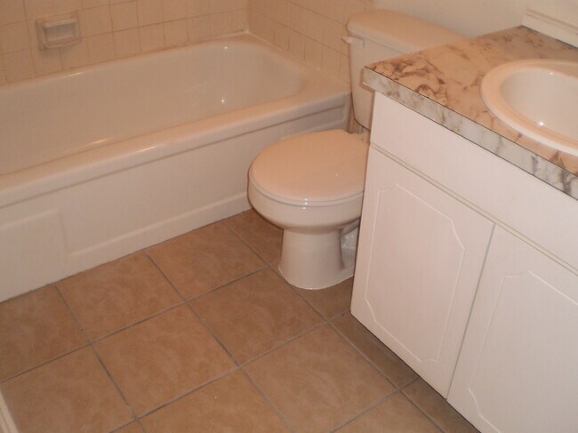 Photo - Cross Timbers Apartments