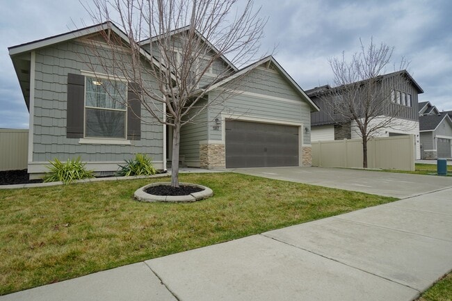 Photo - 1187 W Davenport St