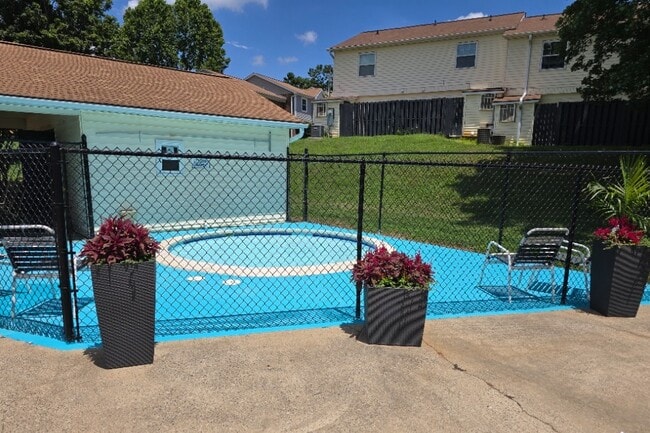 Children's wading pool