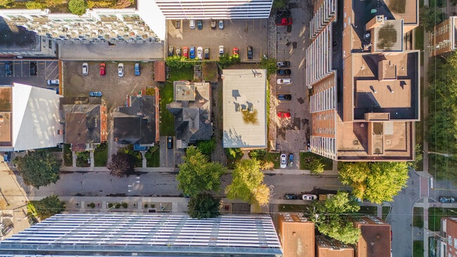 Photo - Golden Triangle Apartments