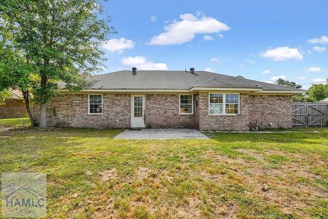 Photo - 908 Highland Dr