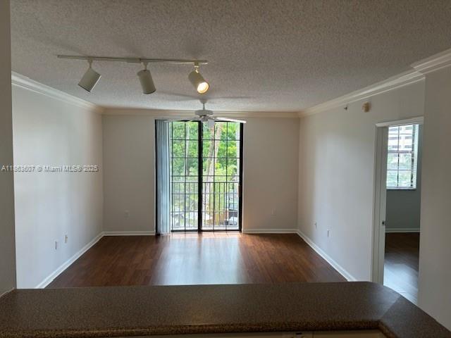 Photo - 1900 Van Buren St Unit 311B