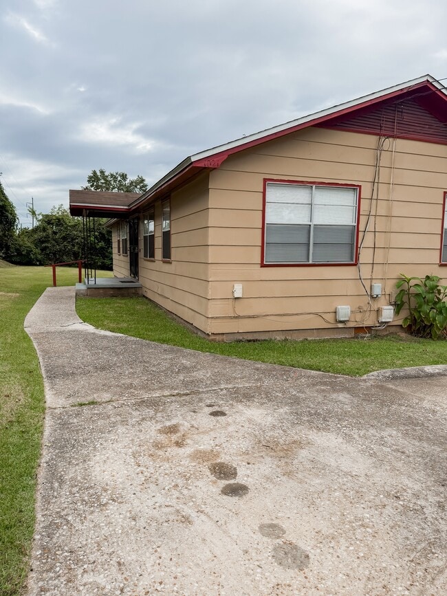 Photo - 1021 Griffin St