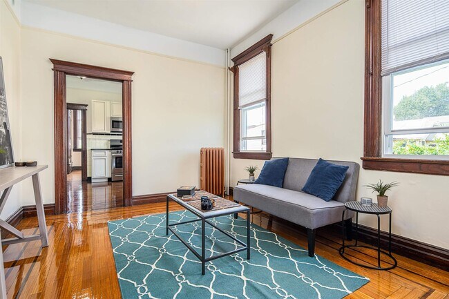 Photo - 6415 Bergenwood Ave Unit 1