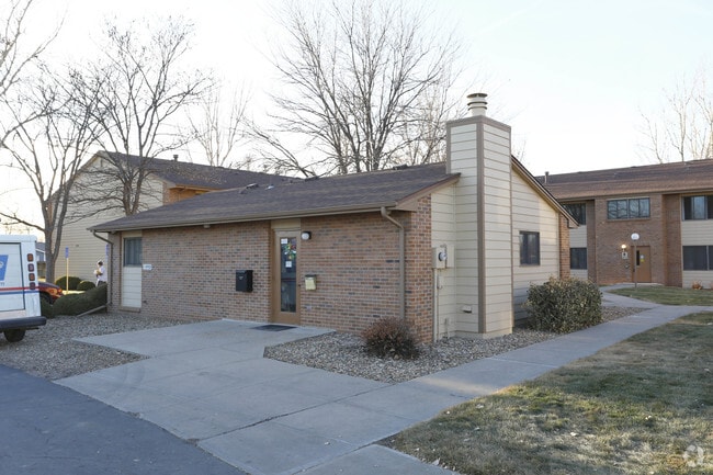 Photo - Adams Park Apartments