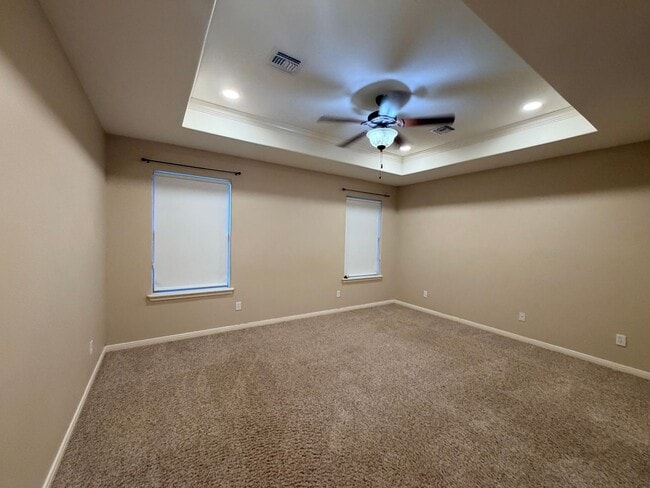 Photo - Spacious updated 3 bedroom home