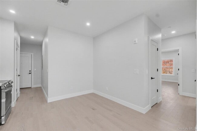 Photo - 10 Market St Unit C