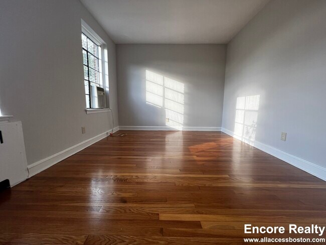 Photo - 91 Longwood Ave Unidad 6