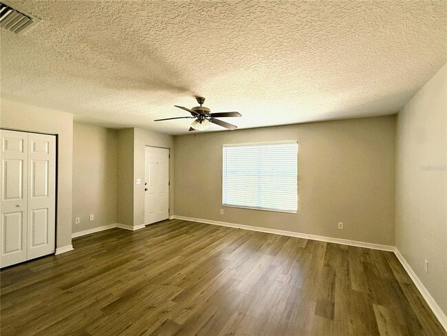 655 3rd Ave N Unidad D