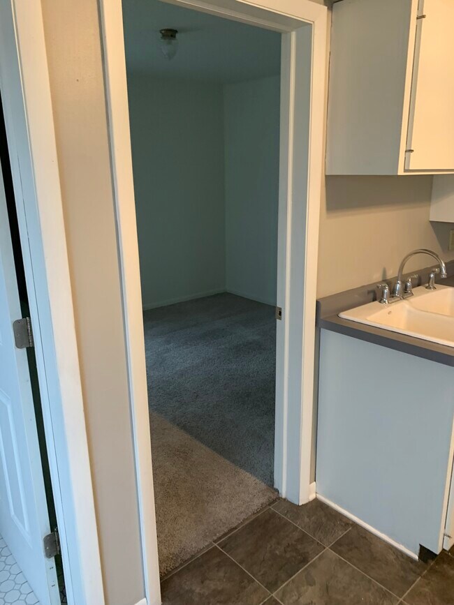 Photo - 413 Kekoskee St Unidad 1