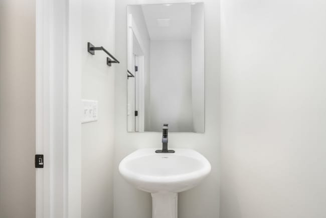 Photo - Spacious 4-Bedroom Townhome in Saratoga Springs - Modern Living & Prime Location