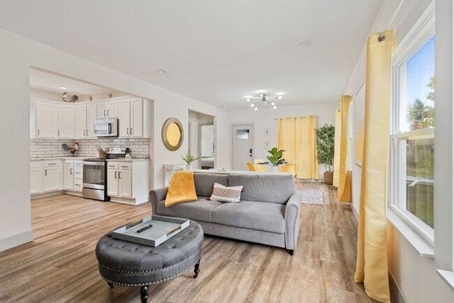 Photo - Beautiful renovated home!