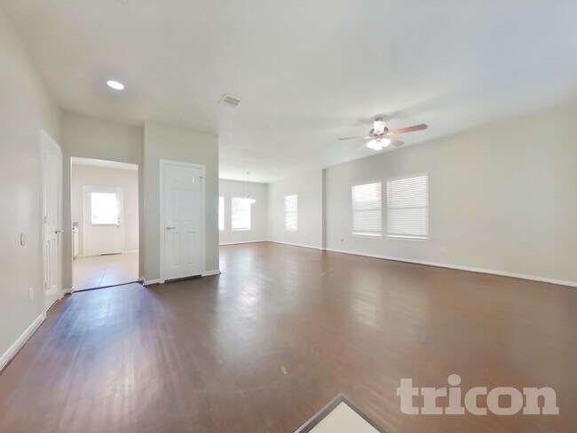 Photo - 11415 Carla St