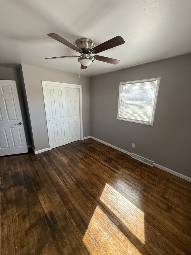 Photo - 16 Dorsey Mill Rd W