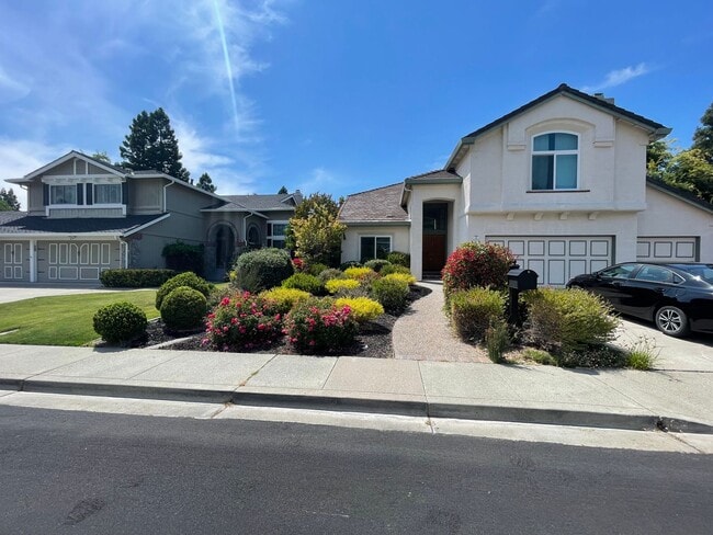 Building Photo - Danville Home Available Early December!