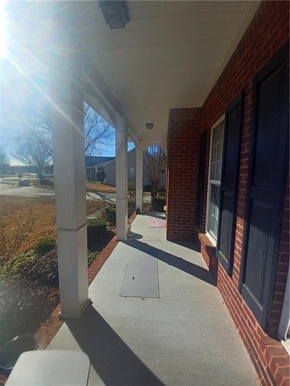 Photo - 621 Waterstone Dr SW