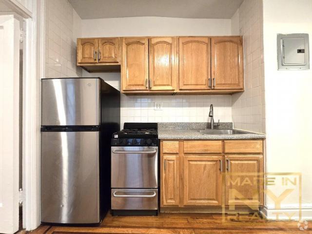 Building Photo - 1 bedroom in ASTORIA NY 11106 Unit D21 Rental