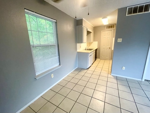 Photo - 2701 Colonial Ave