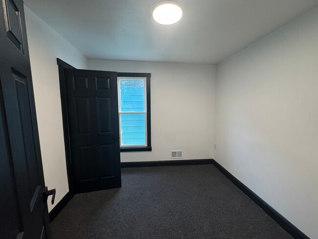 Photo - 226 E 16th Ave