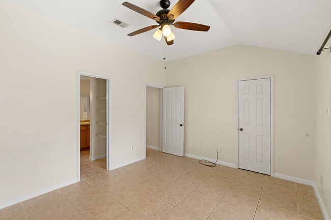 Photo - 5218 Beaverbrook Dr