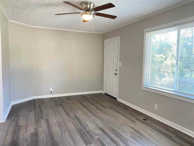 137 Napier Ave