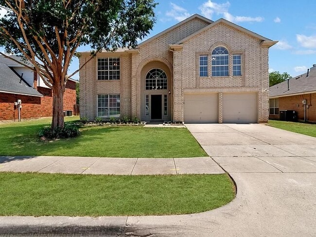 Photo - 4729 Woodhaven Ln, Haltom City, TX 76137