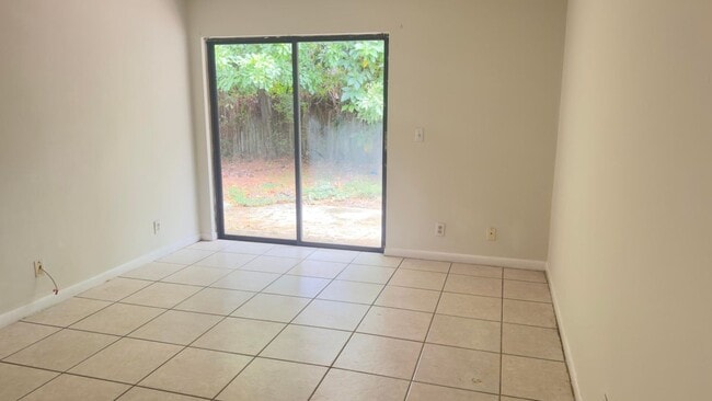 Photo - 1119 Goldenrod Rd