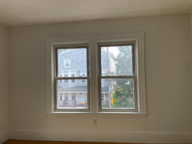 Photo - 18 Bradbury St