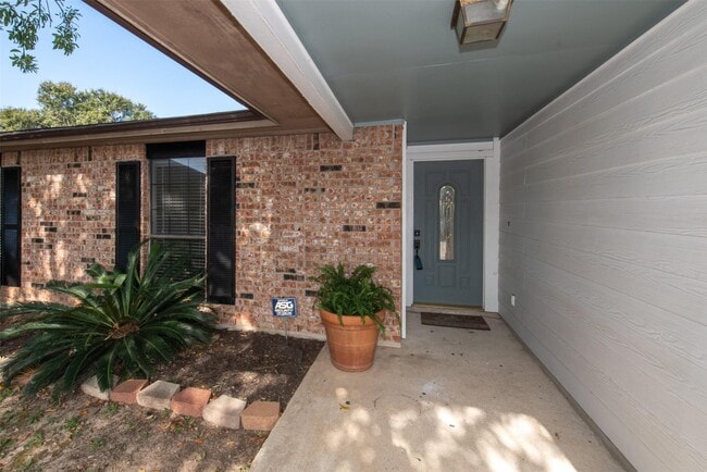 Photo - 17618 Autumn Trails Ln