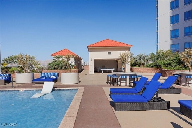 Building Photo - 200 W Sahara Ave Unit 3312