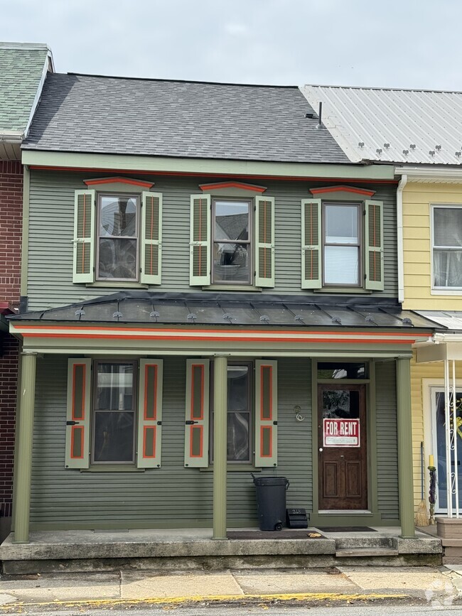 Building Photo - 248 E Market St Unit A Rental