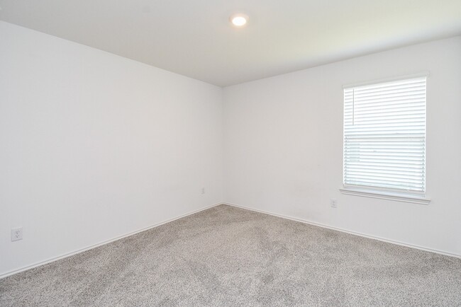 Photo - 2827 Bur Lndg Ln