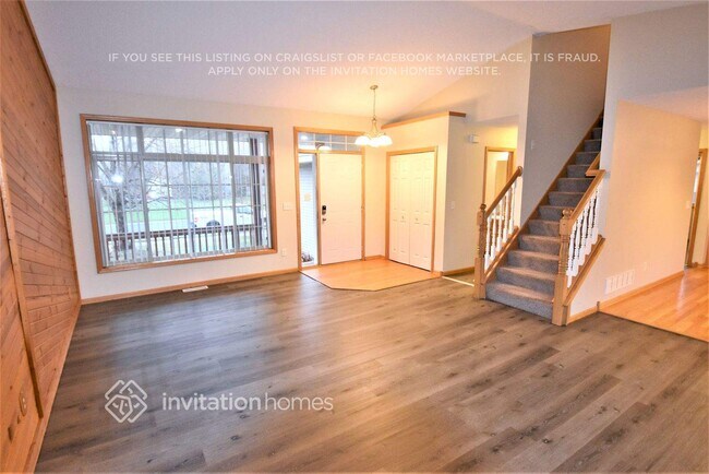 Photo - 10235 Kali Ave NE