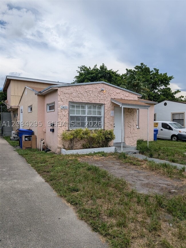 Building Photo - 2455 Fillmore St Unit 1