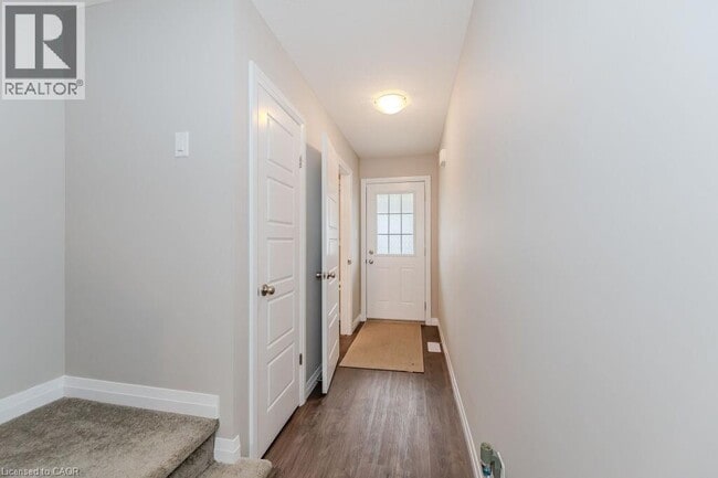 Photo - 86 Erbsville Ct