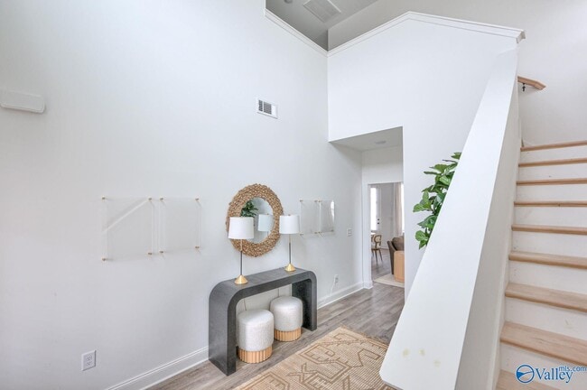 Photo - 500 Ovl Ave NW