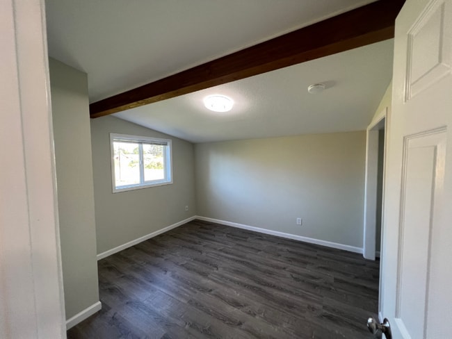 Photo - 1153 W Hendrickson Rd Unit B