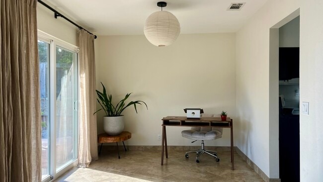 Photo - 1452 San Carlos Pl