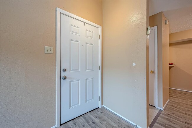 Photo - 10555 Turtlewood Ct Condo Unit 1109