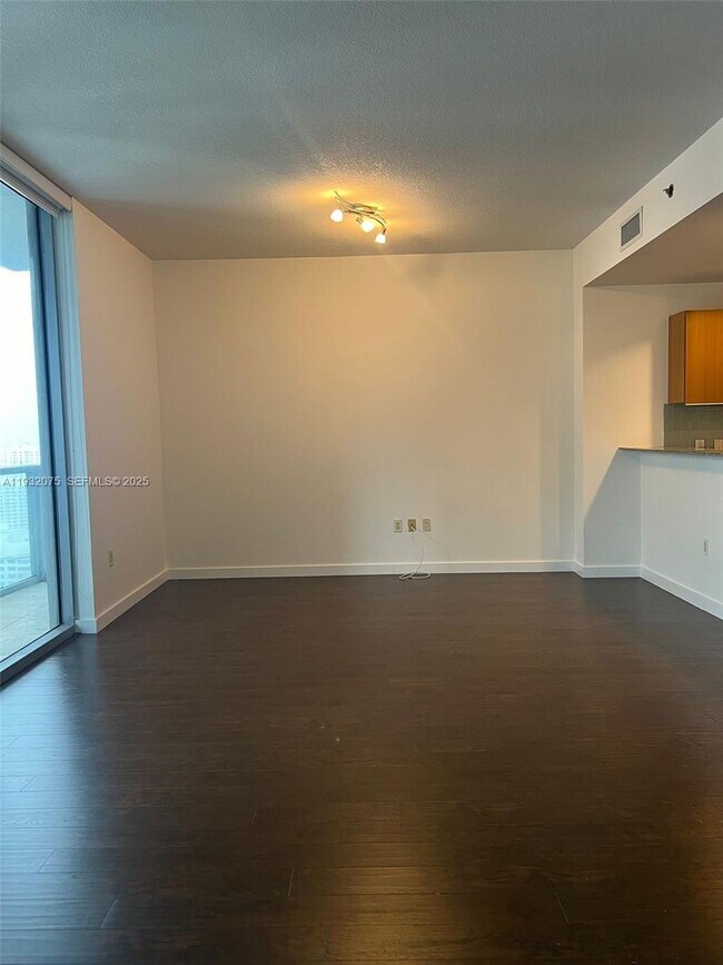 Photo - 1050 Brickell Ave Unit 3122