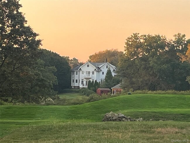 Photo - 74 Old Post Ln