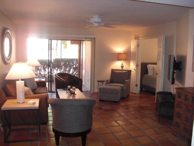 Building Photo - 4303 E Cactus Rd Unit 117B Rental