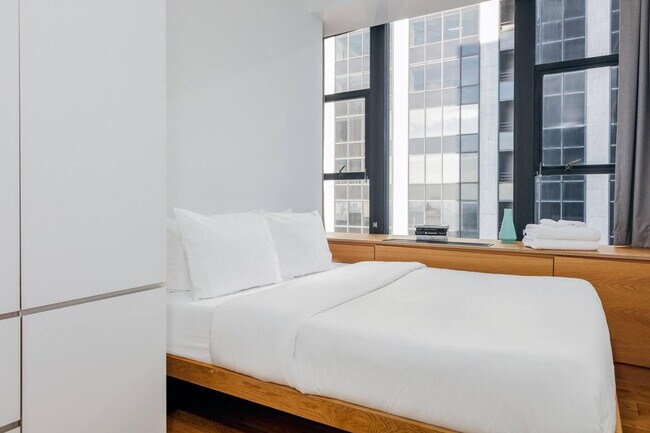 Photo - 120 Wall St Unidad SI ID1019822P