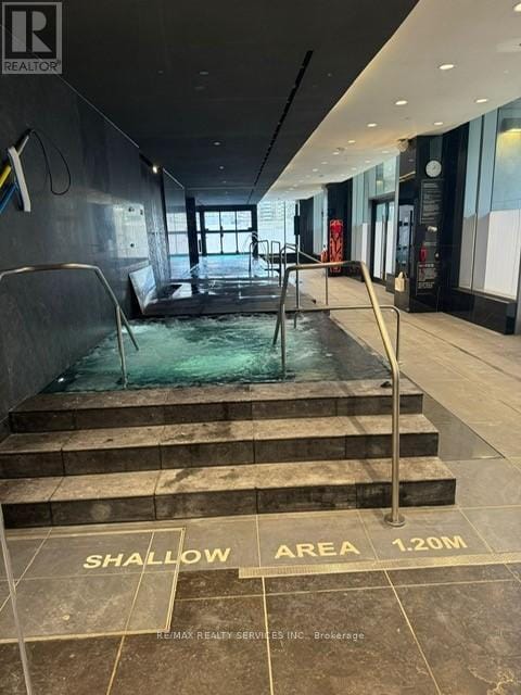 Photo - 11 Yorkville Ave