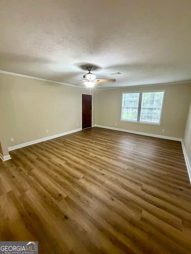Photo - 513 Cherokee Ct